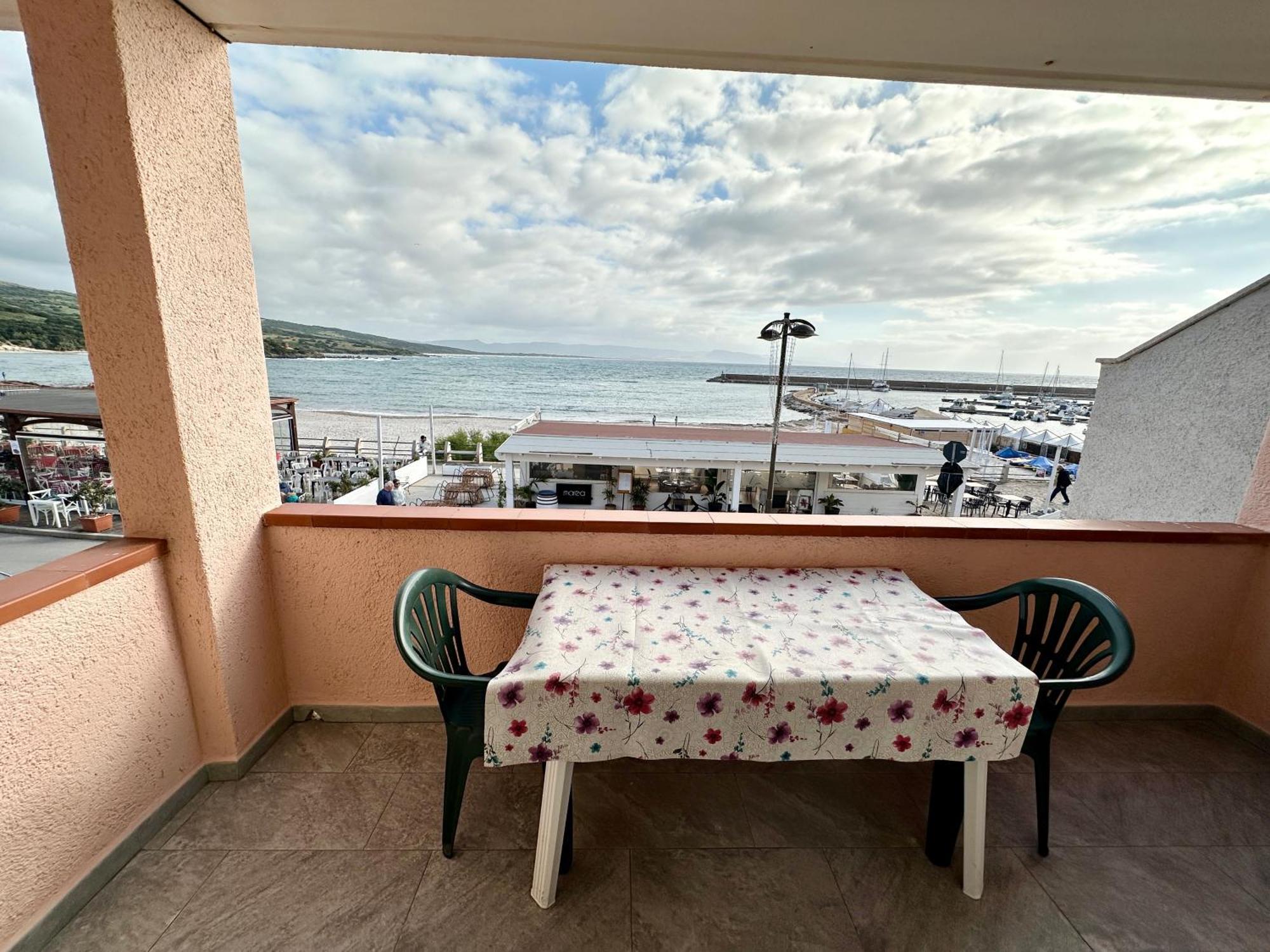 Approdo Apartments Изола-Росса Экстерьер фото